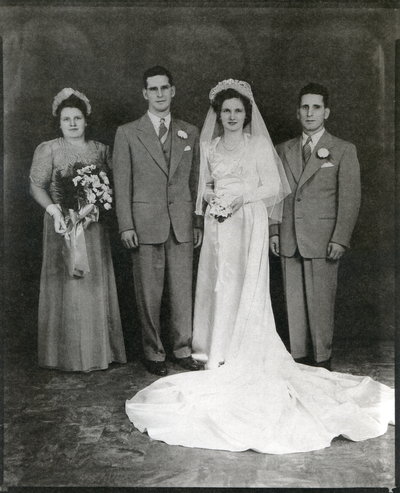 edward_mutschler_to_lillian_melani_wedding_aug_1947.jpg 